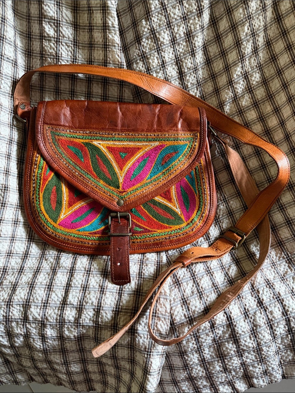 Vintage - Colorful Embroidered Leather Crossbody Bag Brown & Multicolor - India
